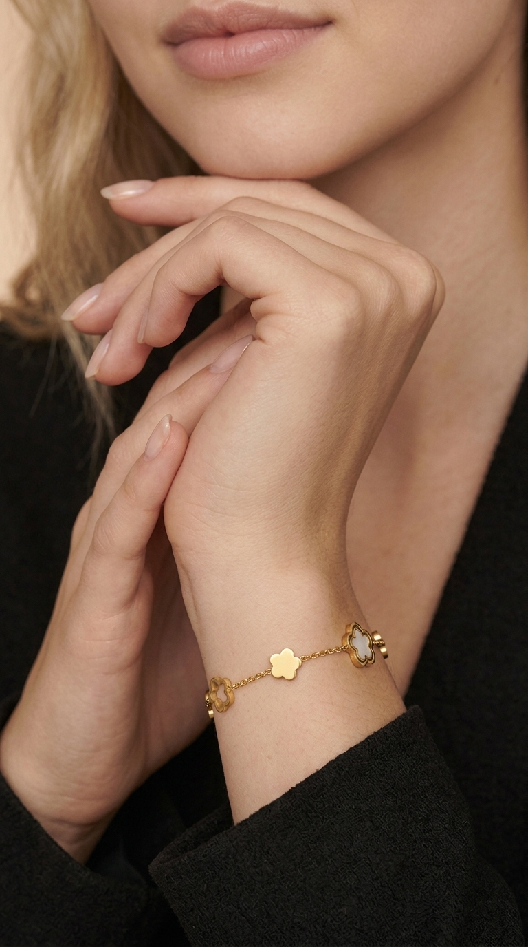 Dames bloem armband | Goud - Lily of grace