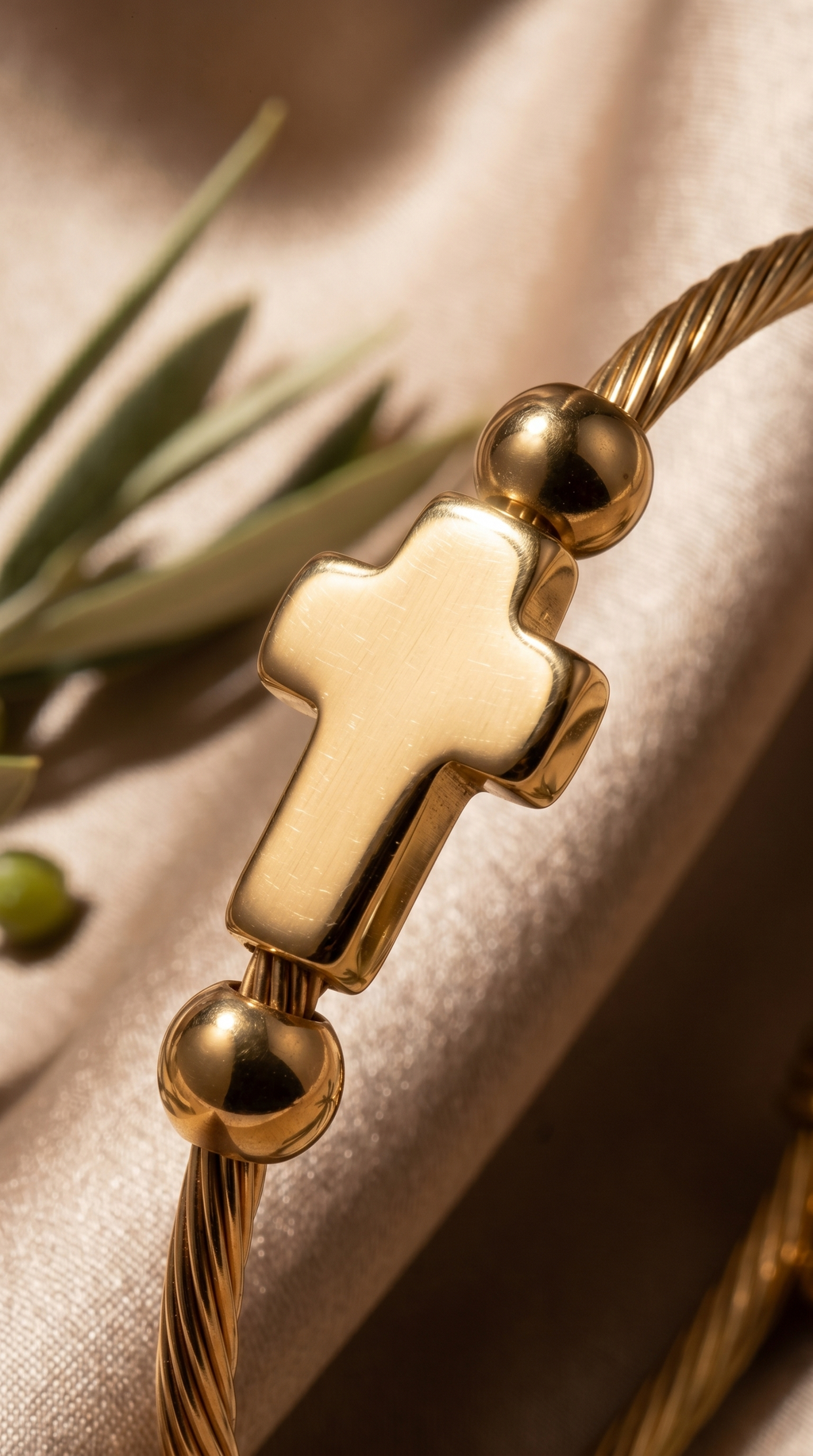 Heren kruis armband | Titanium Goud – Crucible